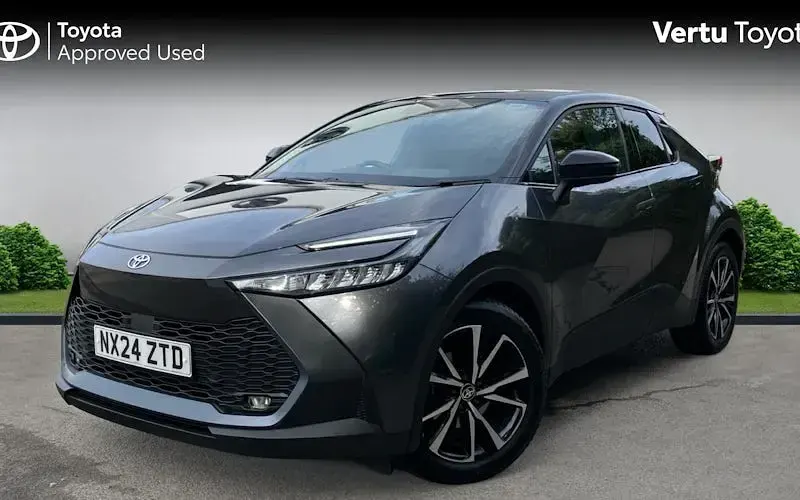 Used Toyota C-HR Design 140 HP (102 kW) 2026 SUV