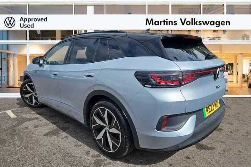 Usado VW ID.4 GTX 219 kW (299 HP) 2023 Prateado SUV