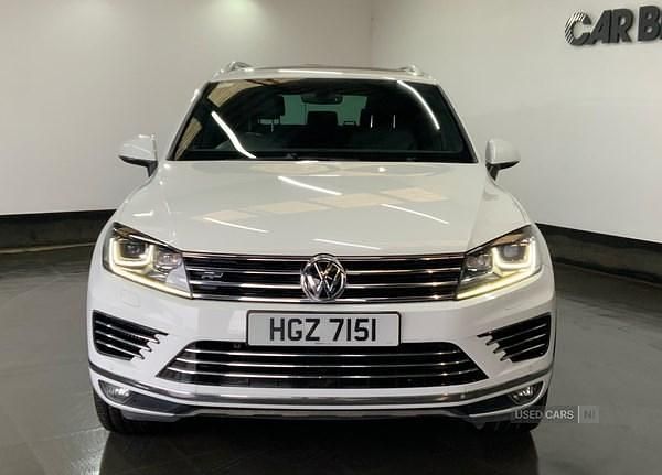 Used VW Touareg R-line 262 HP (192 kW) 2017 White SUV