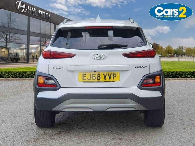 Used Hyundai Kona Premium 120 HP (88 kW) 2018 White SUV
