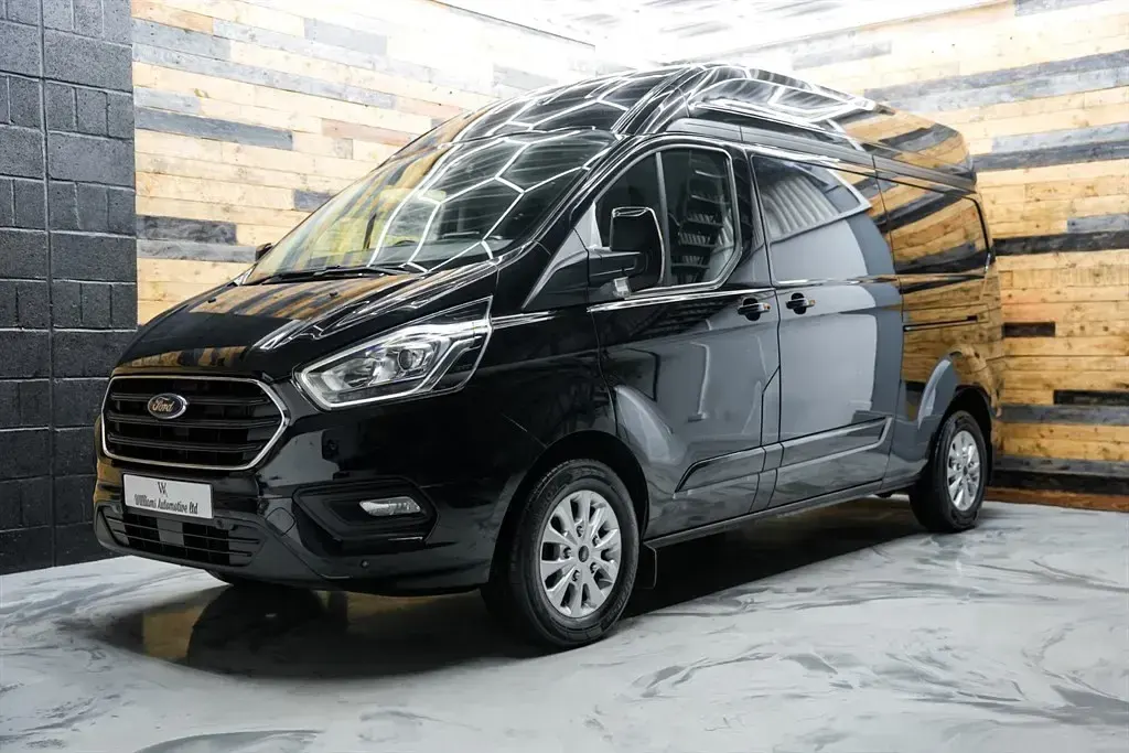 Used Ford Transit Custom Limited 170 HP (125 kW) 2019 Black Van