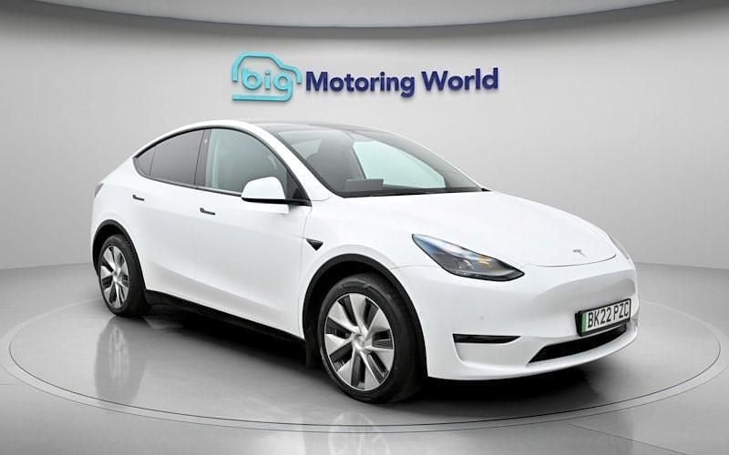 Used Tesla Model Y Long Range AWD 286 kW (389 HP) 2025 SUV