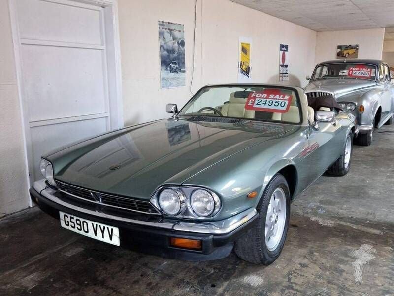 Used Jaguar XJS 218 HP (160 kW) 1990 Green Cabriolet