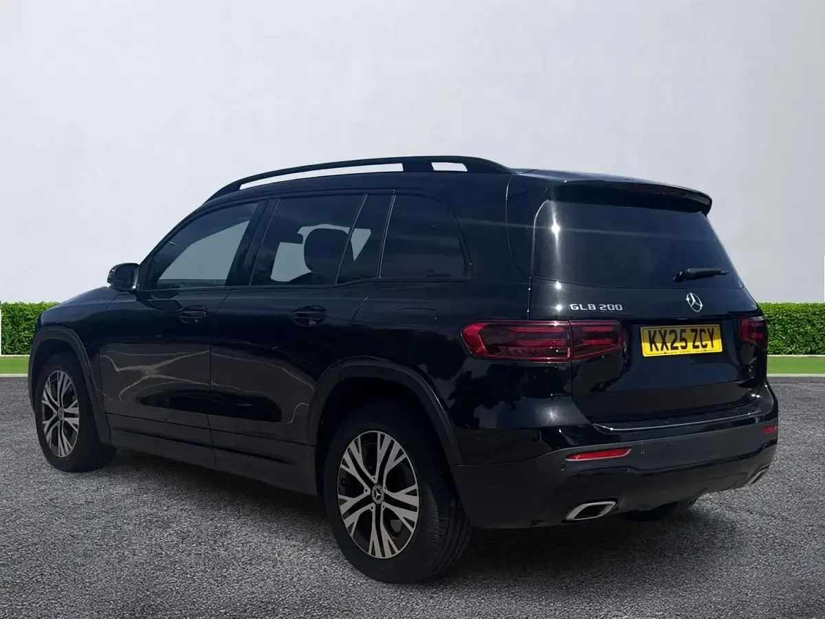 Used Mercedes GLB200 Executive 163 HP (119 kW) 2025 Black SUV