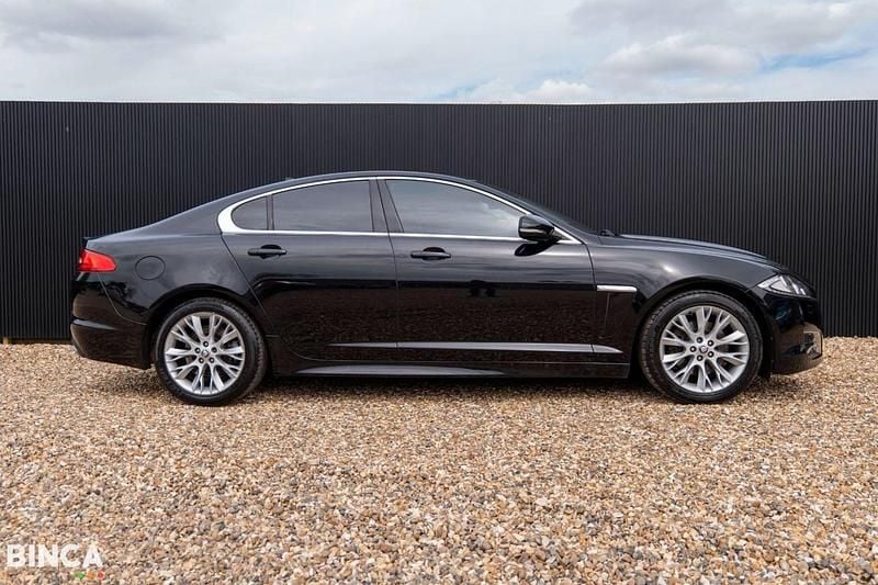 Used Jaguar XF S 200 HP (147 kW) 2013 Black Sedan