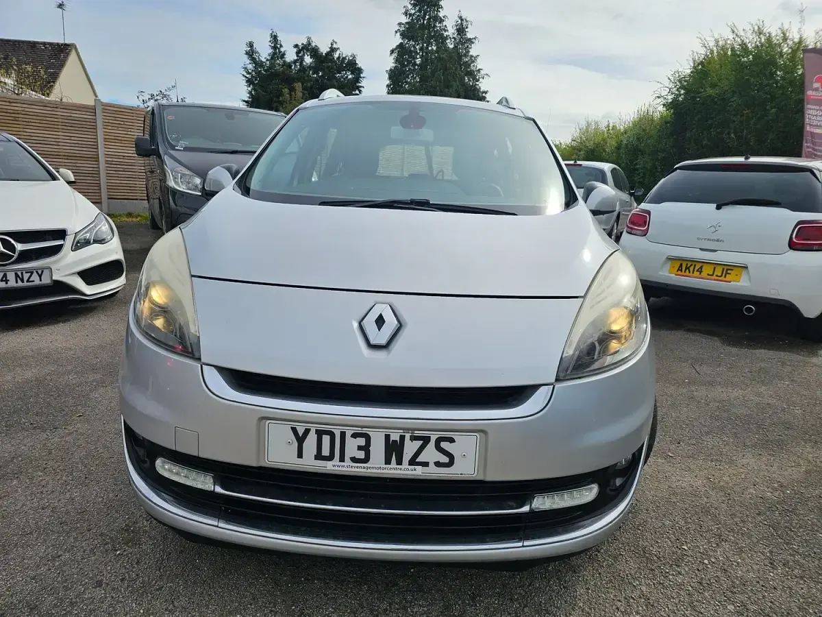 Used Renault Grand Scénic III Dynamique 2013 Silver MPV