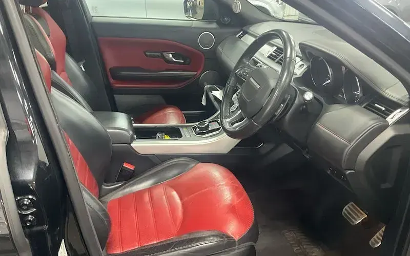 Used Land Rover Range Rover evoque HSE Dynamic 179 HP (131 kW) 2018 Hatchback