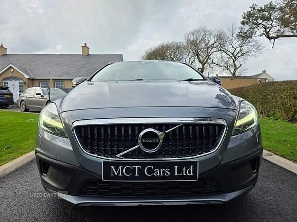 Used Volvo V40 2017 Grey Hatchback