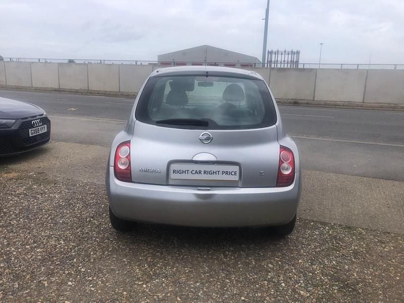 Used Nissan Micra S 79 HP (58 kW) 2005 Silver Hatchback