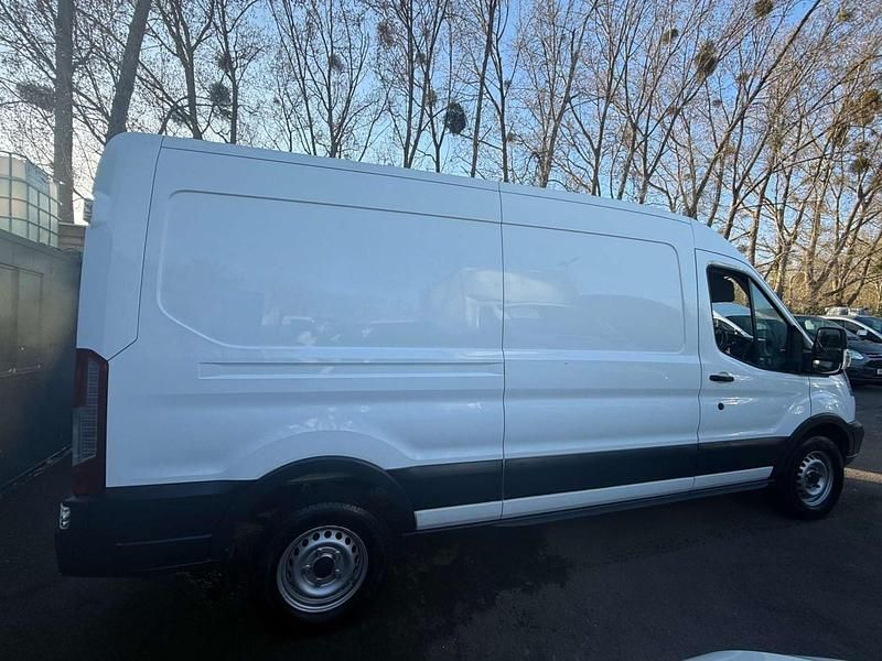 Używany Ford Transit 130 KM (95 kW) 2017 Biały Van