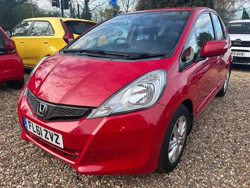 Used Honda Jazz ES 99 HP (72 kW) 2011 Red Hatchback
