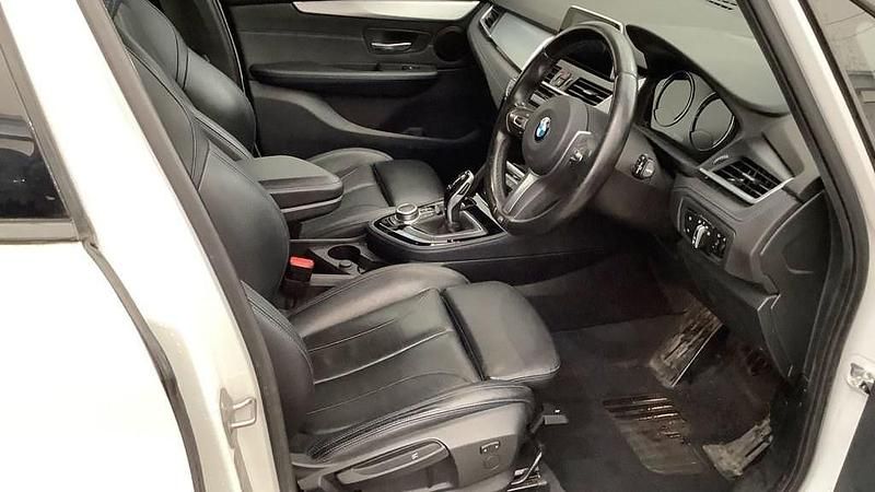 Used BMW 220 M Sport 192 HP (141 kW) 2018 White MPV