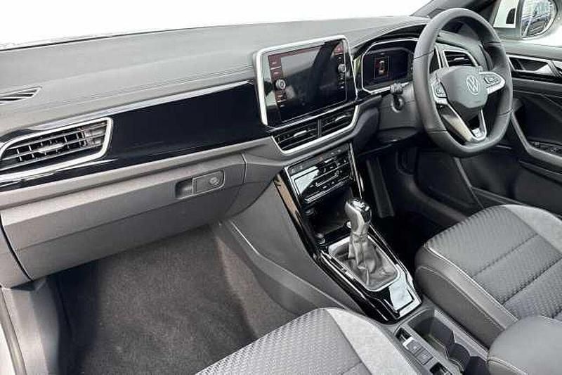 New VW T-Roc 150 HP (110 kW) 2026 SUV