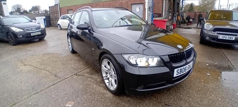 Black Used 2006 BMW 325 Estate | £4,495 (Fair price) - Image 1/4