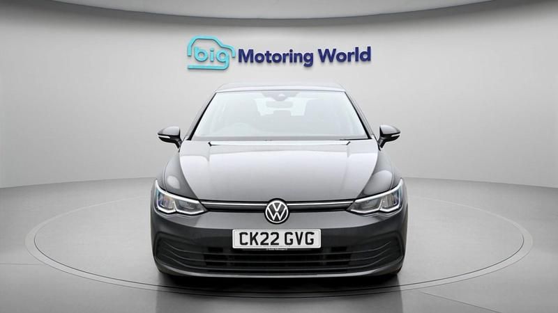 Used VW Golf VIII Life 150 HP (110 kW) 2022 Grey Hatchback