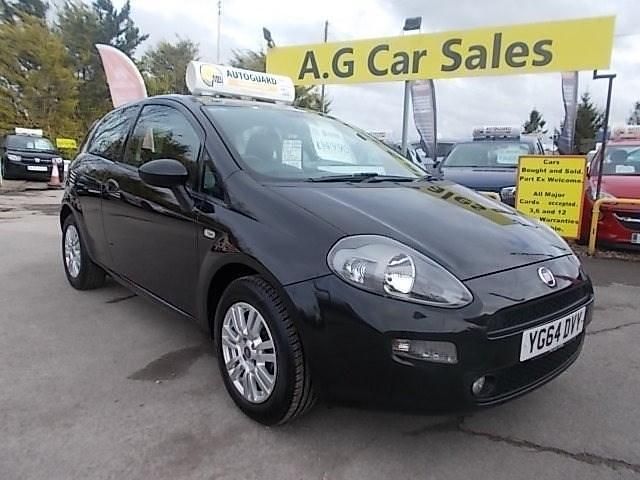Used Fiat Punto Easy 68 HP (50 kW) 2014 Black Hatchback