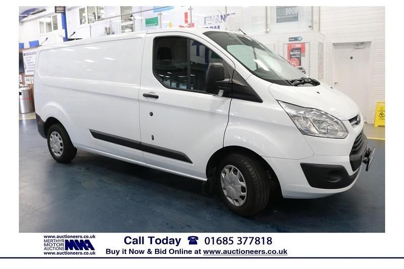 Used Ford Transit Custom Trend 130 HP (95 kW) 2017 White Van