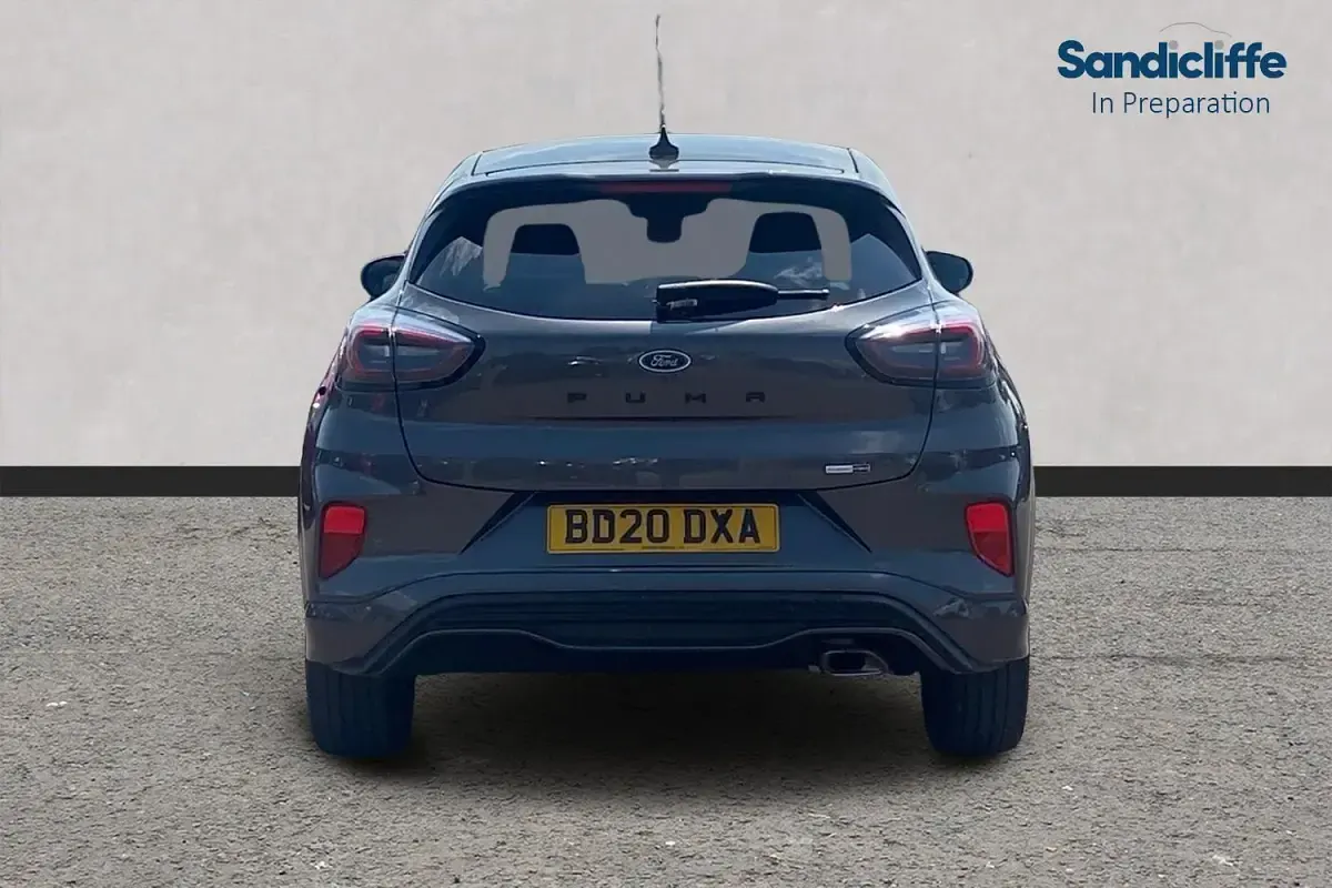 Used Ford Puma Titanium 155 HP (114 kW) 2020 Green SUV