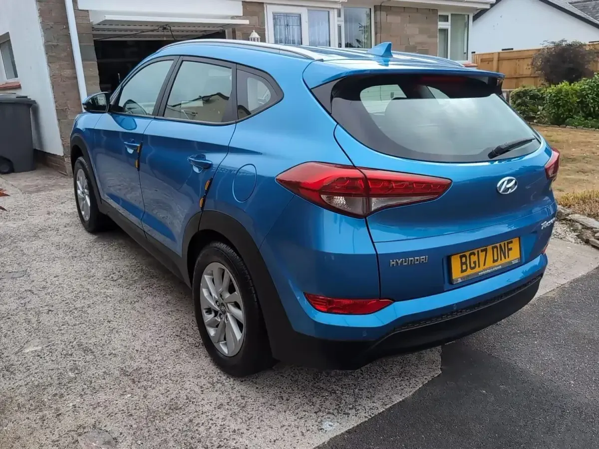 Used Hyundai Tucson SE 116 HP (85 kW) 2017 Blue SUV