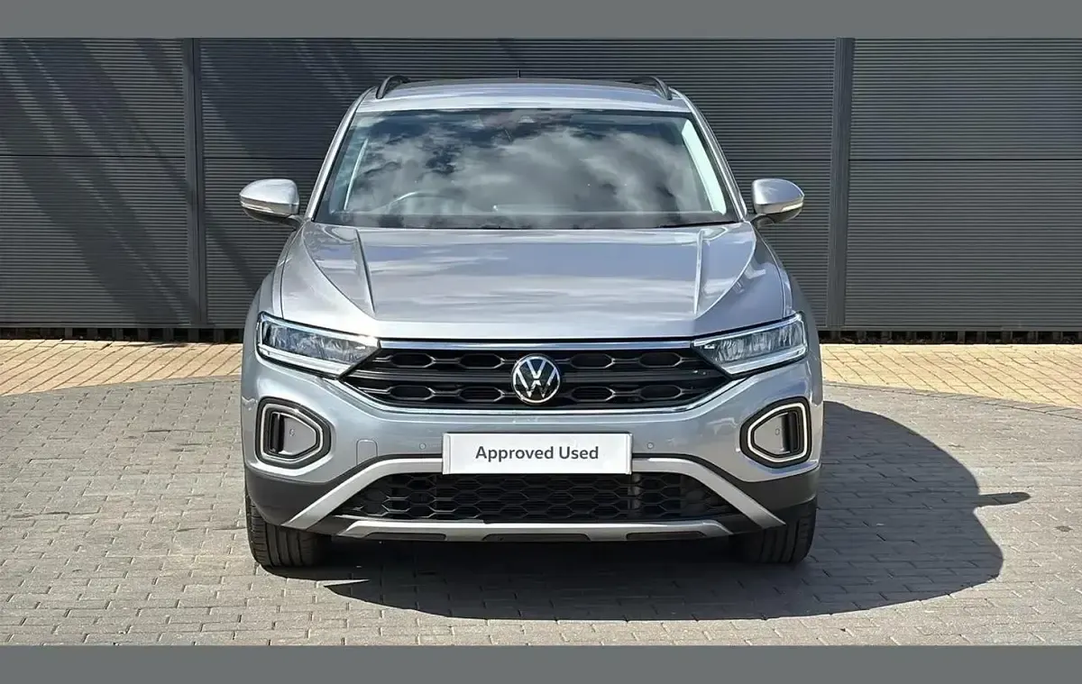 Used VW T-Roc Match 147 HP (108 kW) 2025 Silver SUV