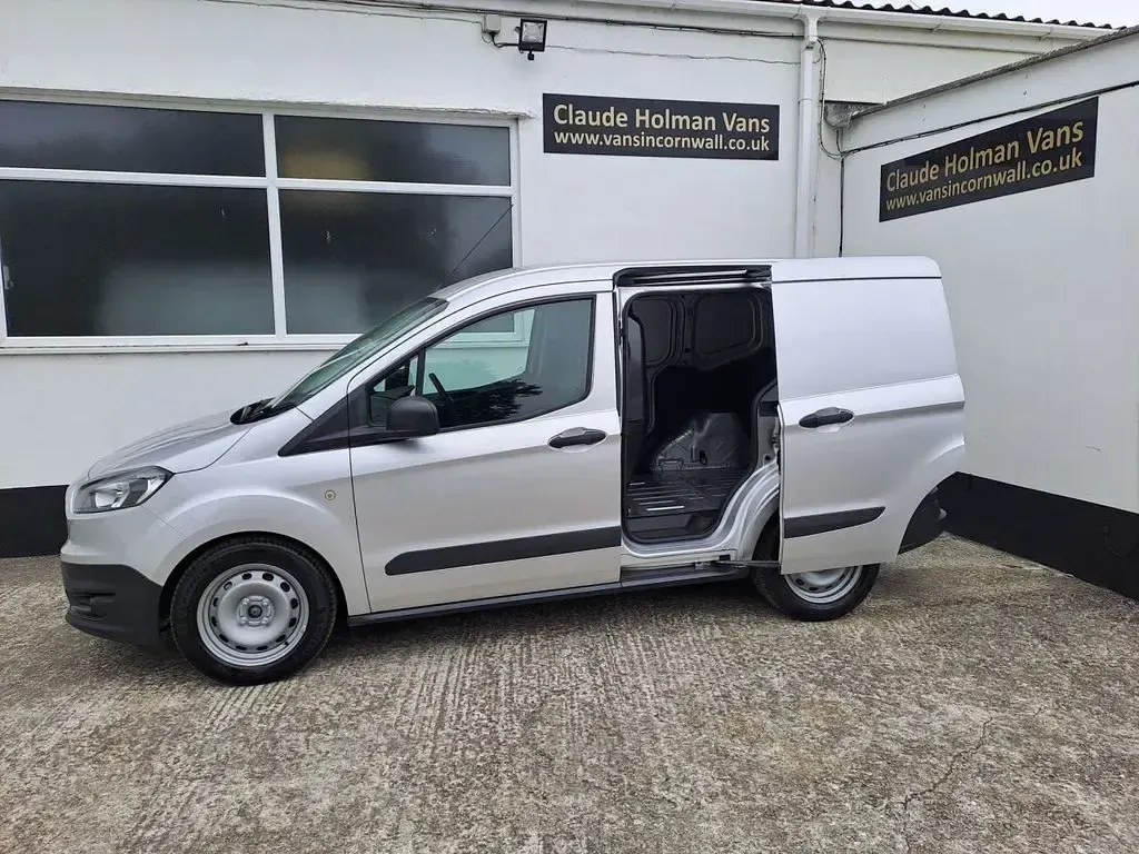 Used Ford Transit 100 HP (73 kW) 2016 Silver Van