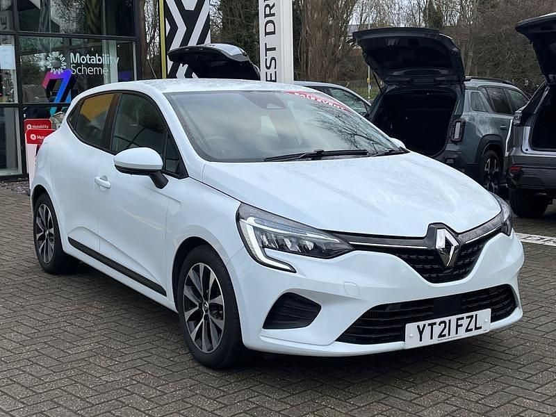 Glacier white Used 2021 Renault Clio V Iconic Hatchback | £11,295 (Fair price) - Image 1/4