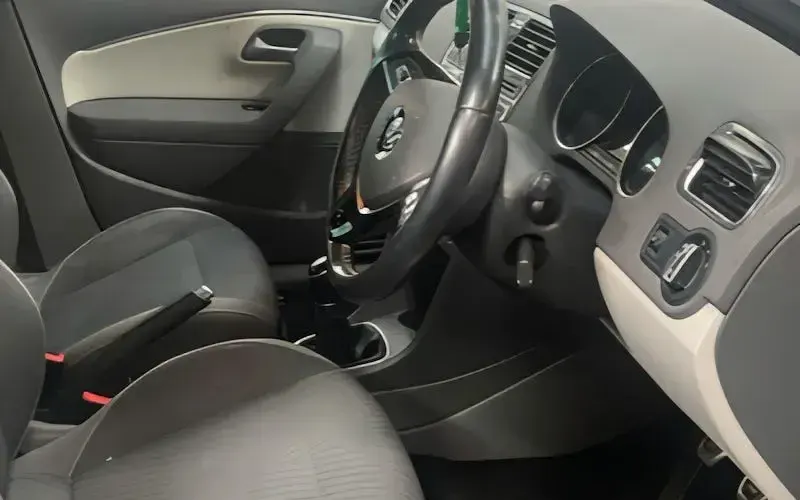 Used VW Polo Design 90 HP (66 kW) 2015 Hatchback