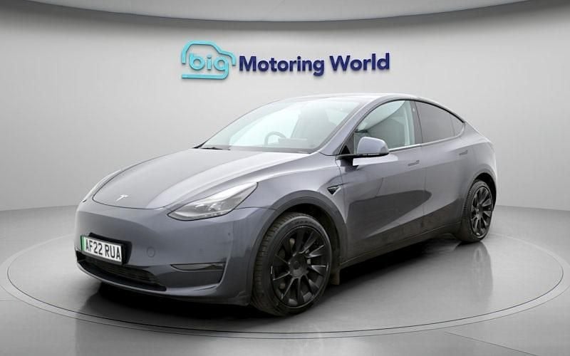 Used Tesla Model Y Long Range AWD 286 kW (389 HP) 2025 SUV