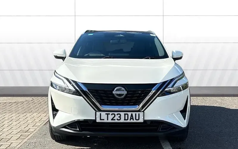 Used Nissan Qashqai Tekna 190 HP (139 kW) 2023 White SUV