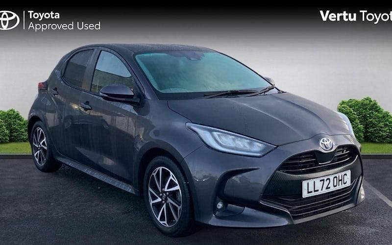 Used Toyota Yaris Hybrid Design 116 HP (85 kW) 2026 Hatchback