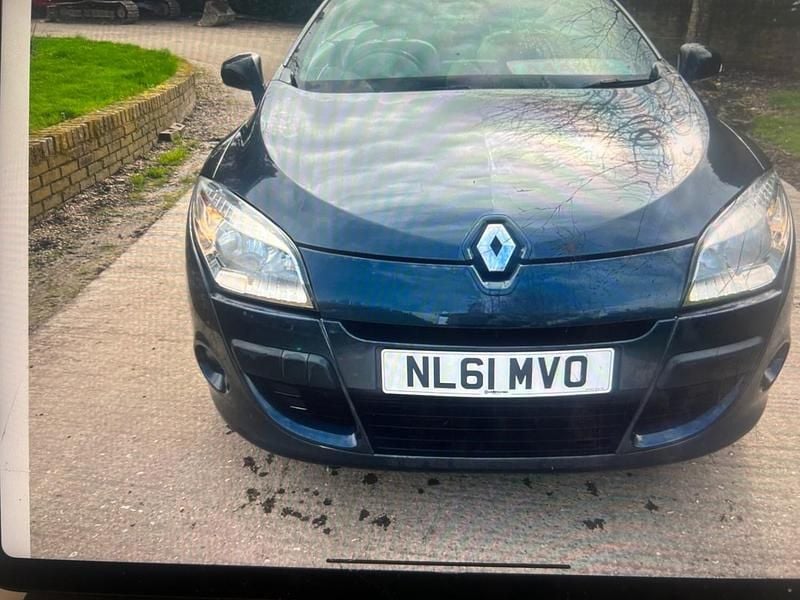 Used Renault Mégane Cabriolet Dynamique 2011 Grey Cabriolet