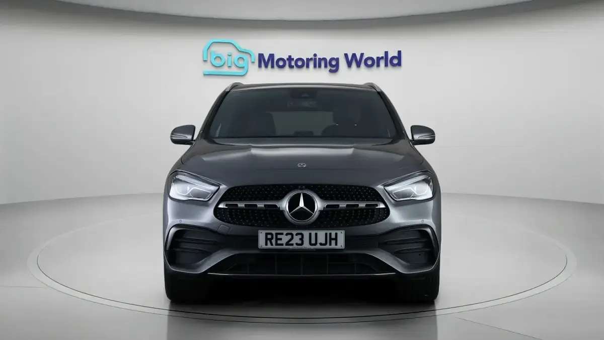 Used Mercedes GLA250 Executive 218 HP (160 kW) 2023 Grey SUV