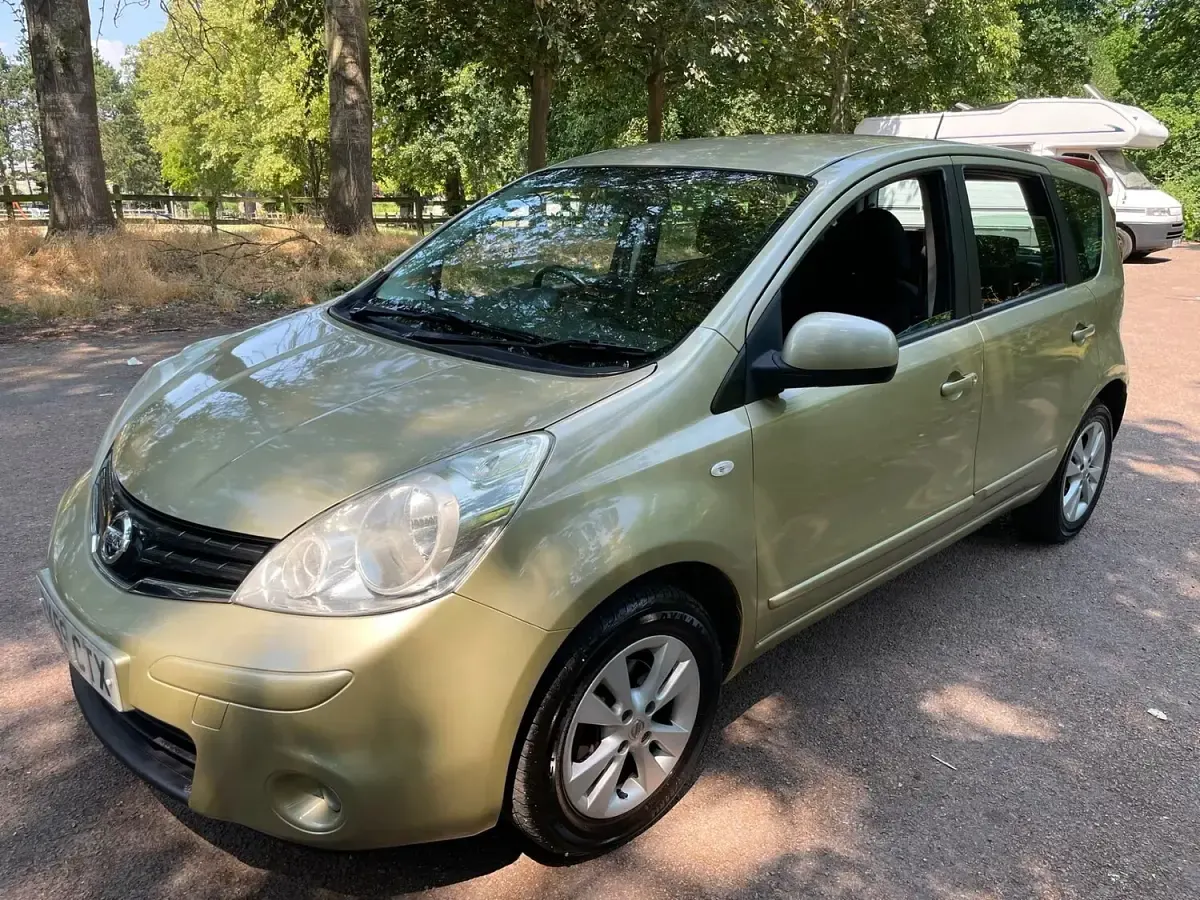 Used Nissan Note Acenta 110 HP (80 kW) 2009 Gold Hatchback