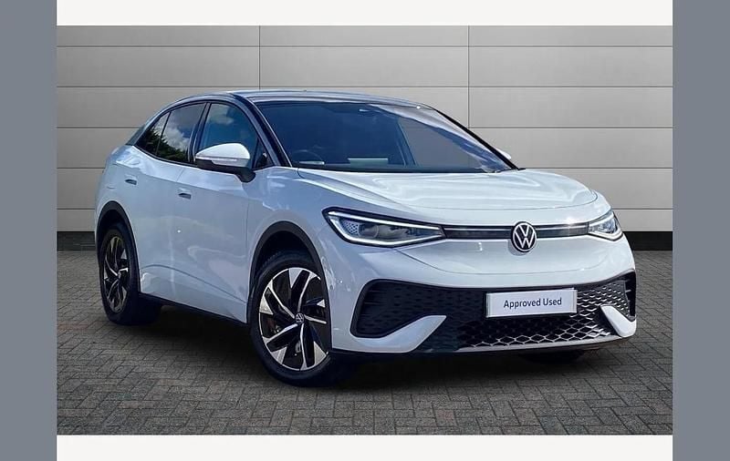 White Used 2025 VW ID.5 Pro SUV | £28,495 (Fair price) - Image 1/4