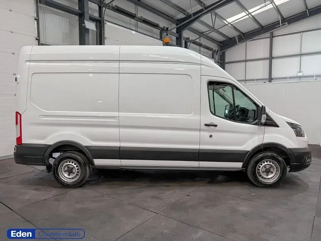 Usado Ford Transit 129 HP (94 kW) 2021 Branco