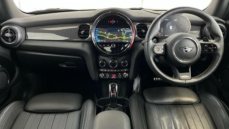 Used Mini John Cooper Works Hatch 228 HP (167 kW) 2022 Green Hatchback