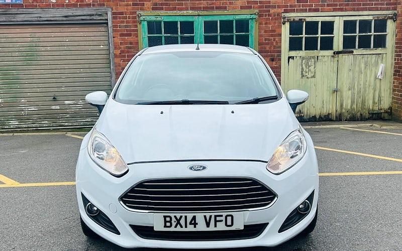 Usado Ford Fiesta Zetec 101 HP (74 kW) 2017 Citadino