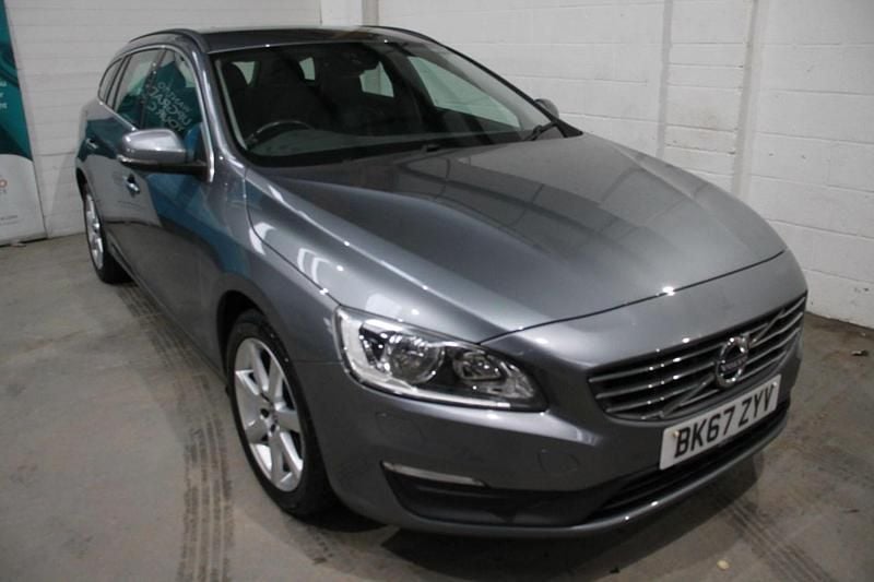 Used Volvo V60 SE 120 HP (88 kW) 2017 Grey Estate