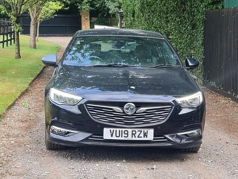 Used Vauxhall Insignia SRi 165 HP (121 kW) 2019 Black Hatchback