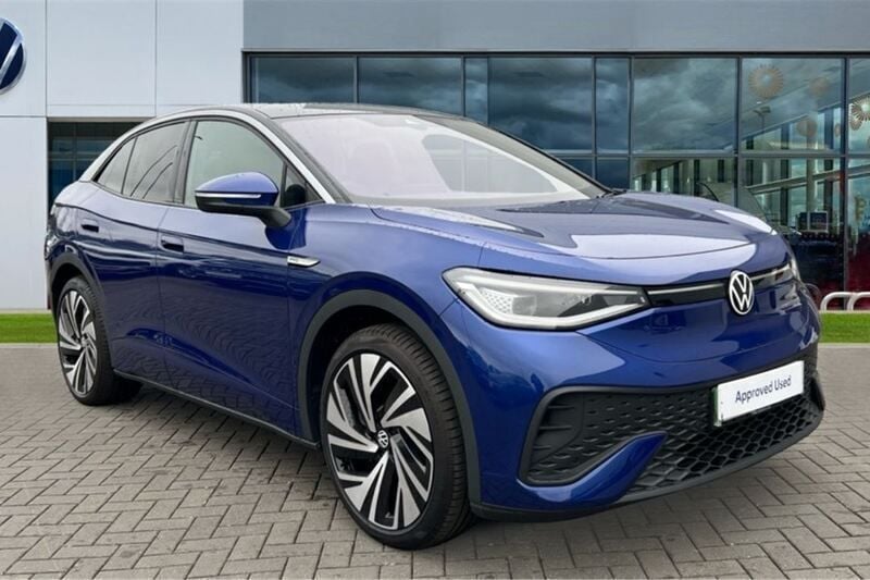 Blue Used 2023 VW ID.5 Pro Performance SUV | £26,830 (Fair price) - Image 1/4