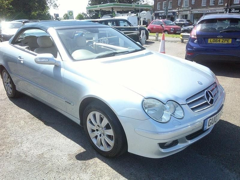 Używany Mercedes CLK280 Elegance 2007 Srebrny Kabriolet