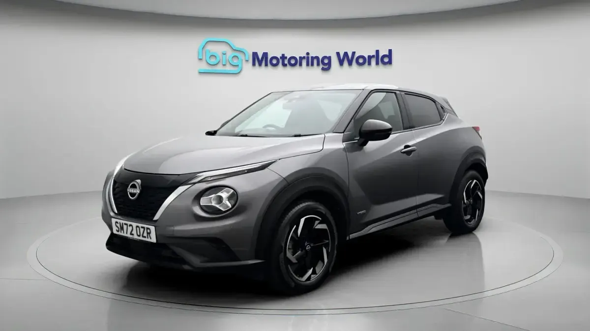 Used Nissan Juke N-Connecta 143 HP (105 kW) 2023 Grey SUV
