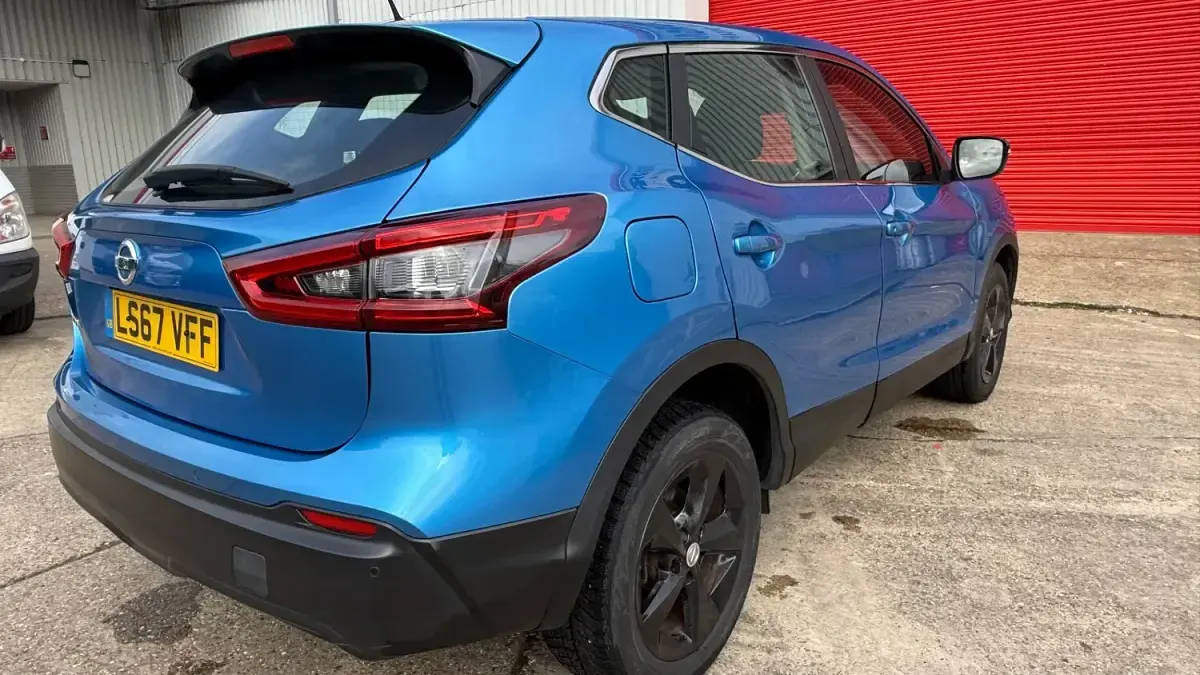 Used Nissan Qashqai Acenta 2017 Blue SUV