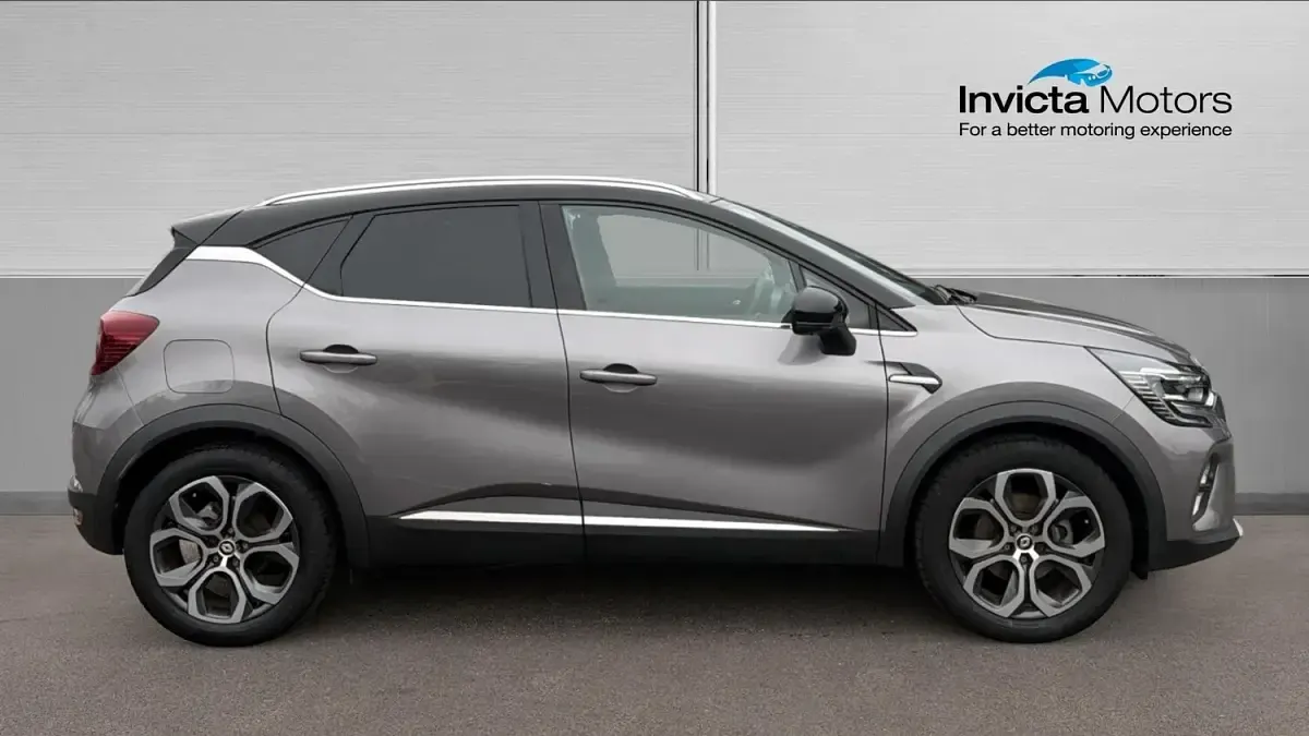 Usado Renault Captur Techno 145 HP (106 kW) 2023 Cinzento SUV