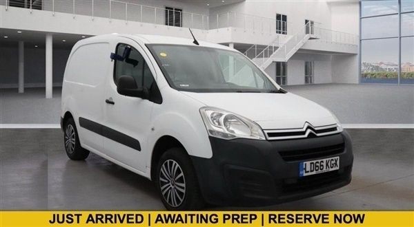 White Used 2016 Citroën Berlingo MPV | £4,995 (Fair price) - Image 1/1