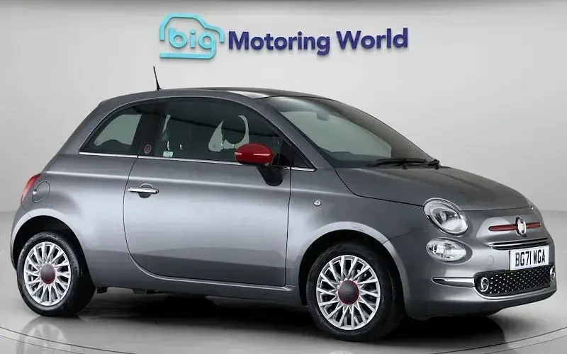 Used Fiat 500 Red 70 HP (51 kW) 2021 Hatchback