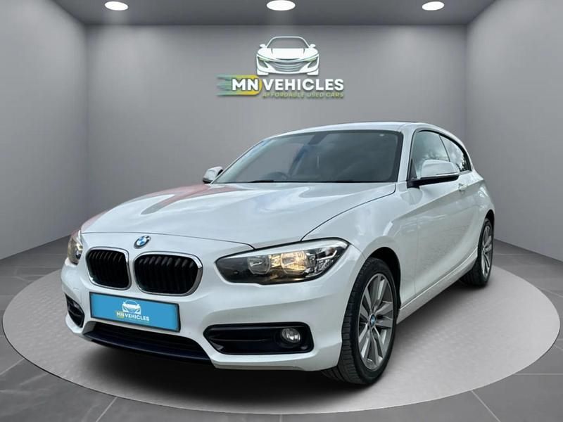 Used BMW 118 Sport Line 134 HP (98 kW) 2015 White Hatchback