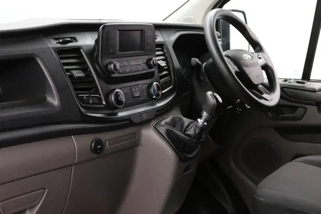 Begagnad Ford Transit Custom 105 HK (77 kW) 2022 Vit