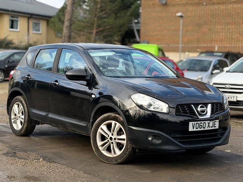 Used Nissan Qashqai Acenta 117 HP (86 kW) 2011 Black SUV