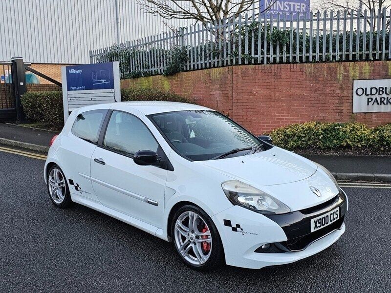 White Used 2010 Renault Clio II Hatchback | £4,995 (Fair price) - Image 1/4